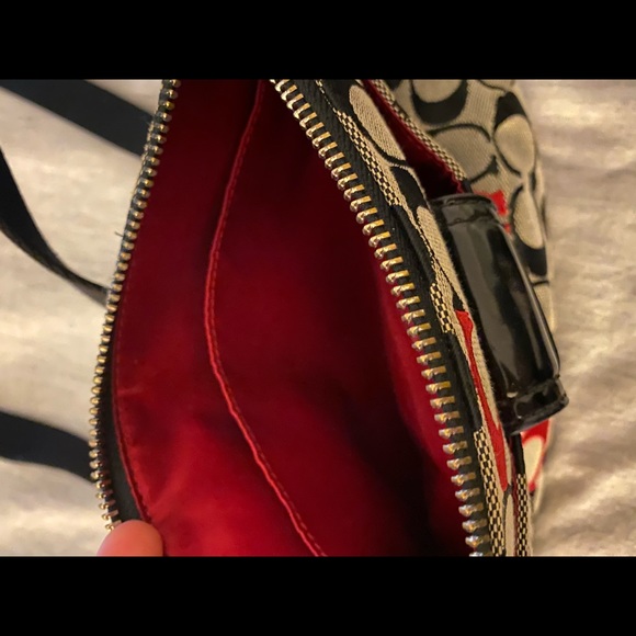 COACH signature canvas crossbody - Picture 3 of 3